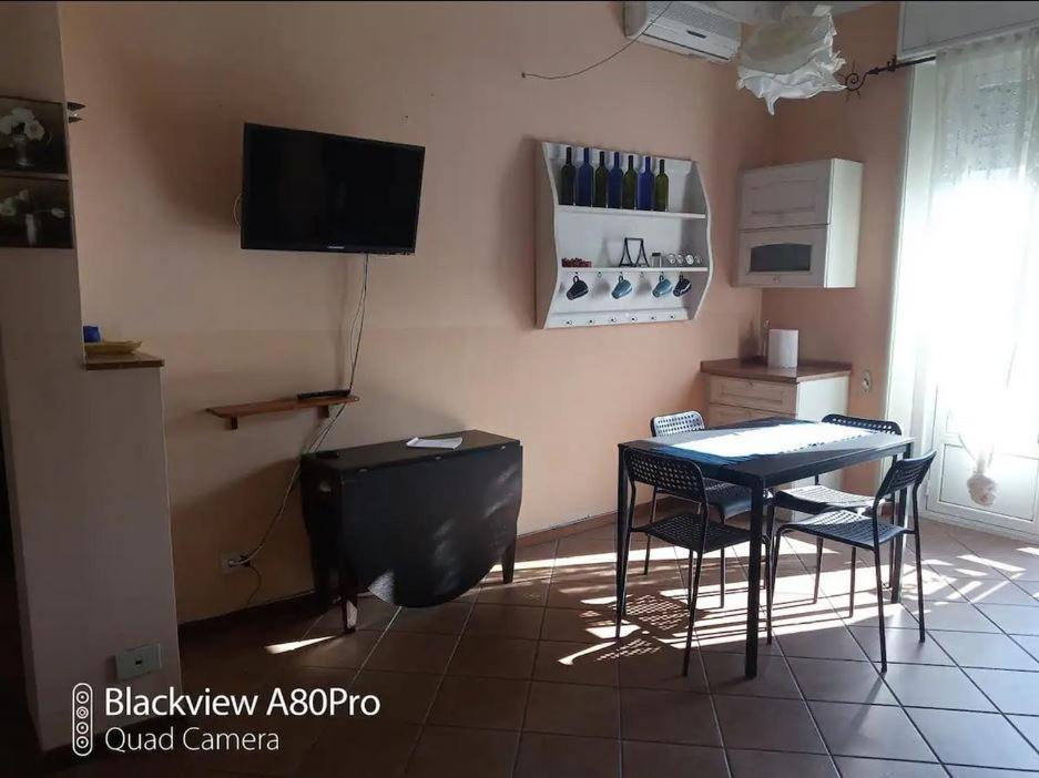 Appartamento 70 Mq "La Casa Di Cri" Milan Luaran gambar