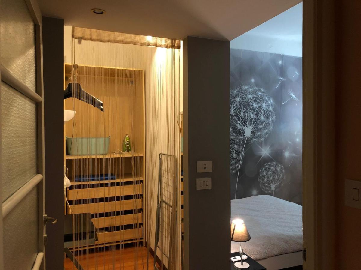 Appartamento 70 Mq "La Casa Di Cri" Milan Luaran gambar