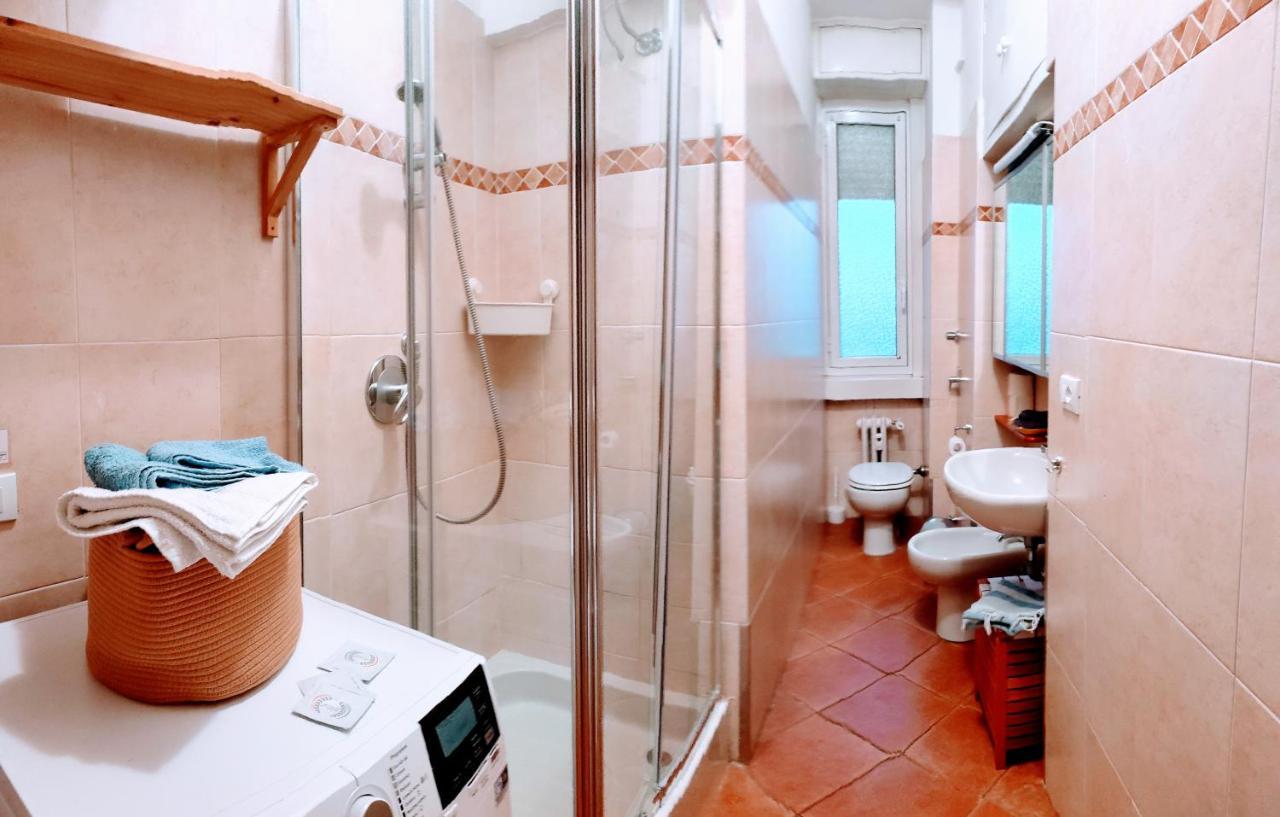 Appartamento 70 Mq "La Casa Di Cri" Milan Luaran gambar